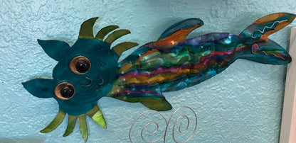 Metal Art - rainbow Catfish/Axolotl